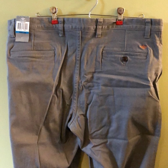 NWT Men’s  Dockers Washed Khakis - Picture 6 of 6